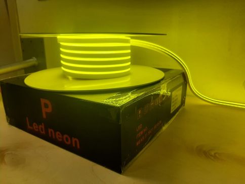 Гибкий неон Silicon + PVC 12v-12w-120led-8x16mm ЛИМОННЫЙ (SMD2835 IP67 50m/8.3mm), Lemon фото 2